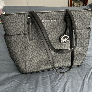 Michael Kors Tote